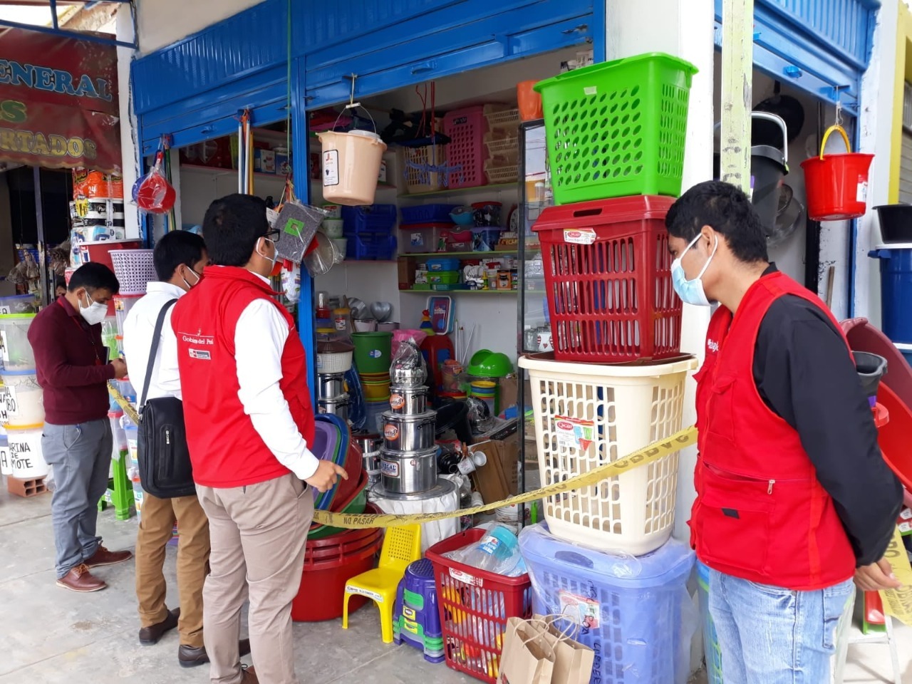 Continua formalización de comerciantes de diferentes mercados de Chimbote