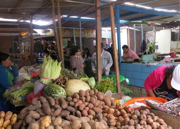 Chimbote: alimentos y productos en mercados comienzan a reducir sus costos
