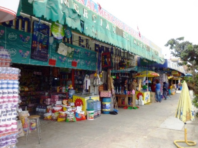 Colocan cámara de seguridad frente a mercado Buenos Aires