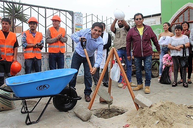 Comerciantes del mercado Buenos Aires invertirán 584 mil soles en cambio de redes de agua y desagüe