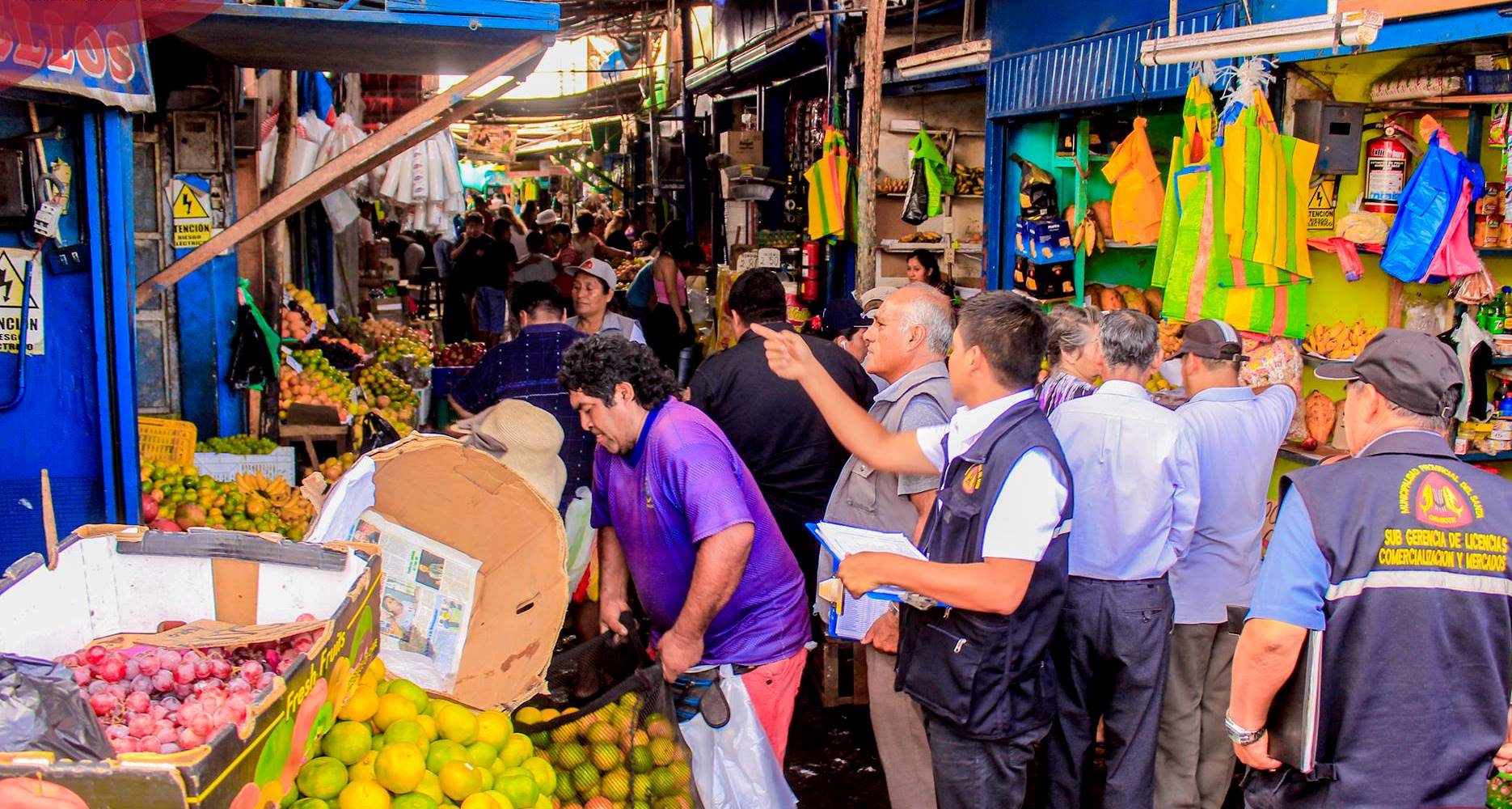 Inspección municipal en mercado Ferrocarril de Chimbote constata infracciones