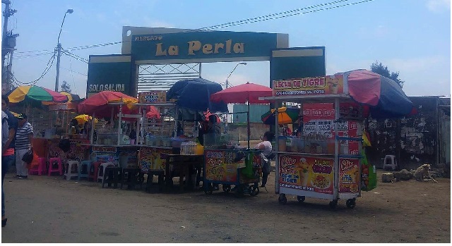 Chimbote: Comerciantes del Mercado La Perla continúan utilizando agua contaminada pese a recomendaciones