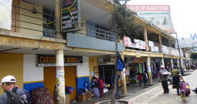 Regidor insiste en instalar feria ambulante en alrededores de Mercado Modelo de Chimbote