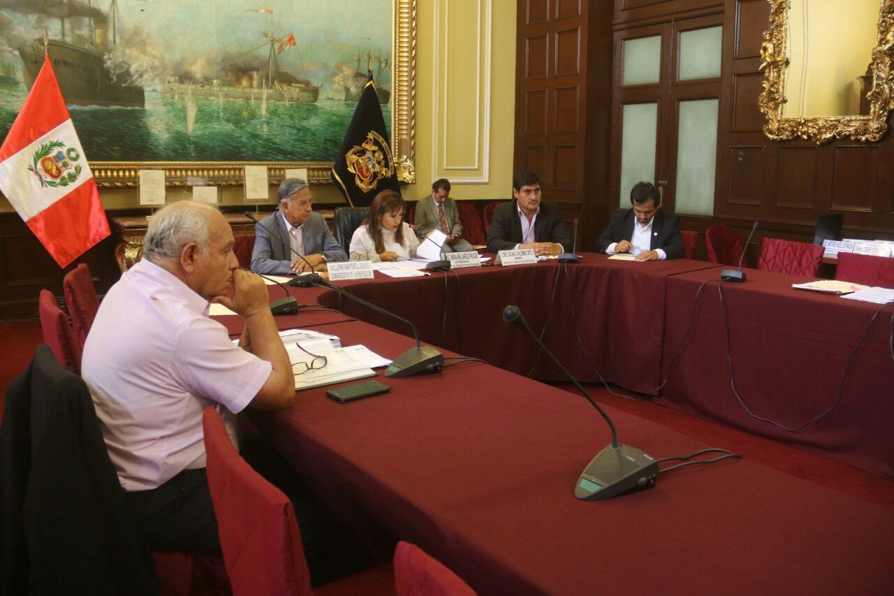 Regidor neochimbotano pide en el Congreso que Estela de Raymondi retorne a Áncash