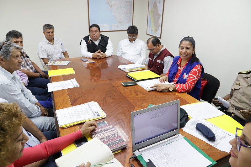 Alcalde Briceño sostiene mesa de diálogo sobre futura construcción del hospital El Progreso
