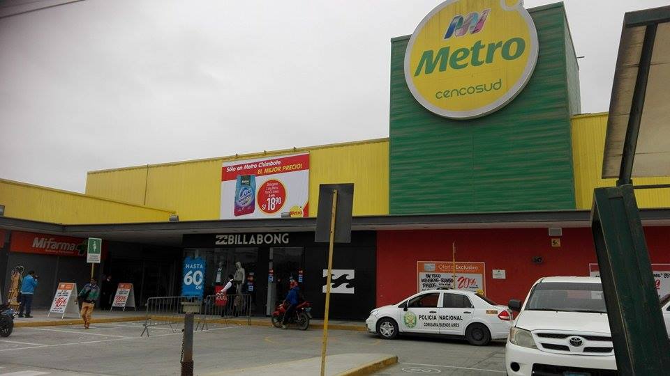 Nuevo Chimbote: espectacular robo en tiendas Metro, se llevan más de S/.50 mil 