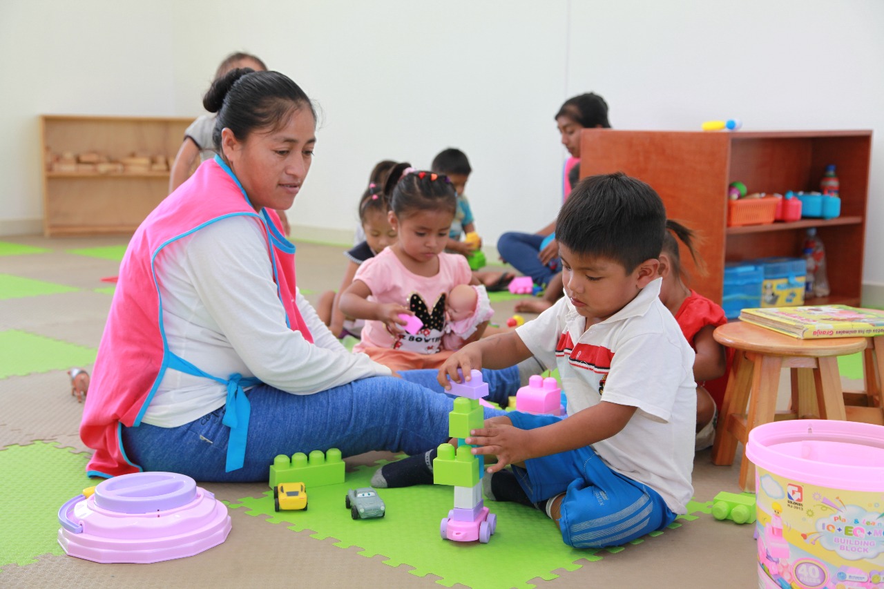 Mejor cuidado de niños de Cuna Más aumenta su desarrollo cognitivo en 10%