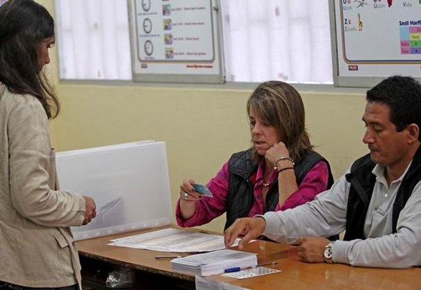 ONPE convoca a jornada de capacitación a miembros de mesa de 14 regiones