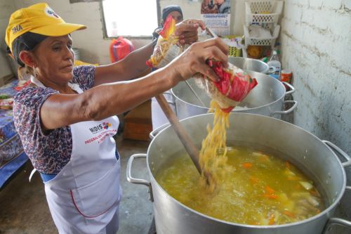 "Nuevo programa de alimentación permitirá institucionalizar a las organizaciones sociales"