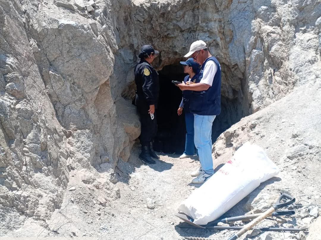 Fiscalía Ambiental detiene a tres personas en operativo por presunto delito de minería ilegal en Moro 