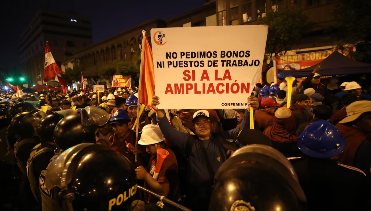 Mineros informales amenazan con protestas debido a que Ejecutivo no promulga ampliación del Reinfo