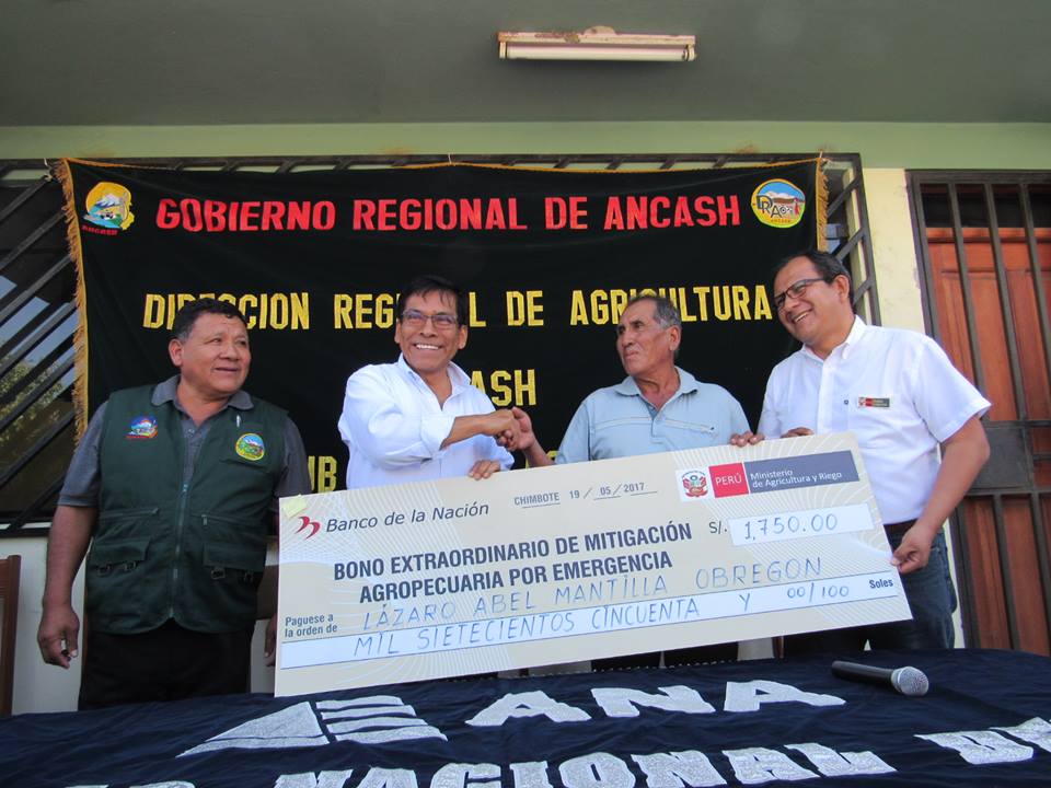 Unos 250 agricultores del Santa beneficiados con bono tras afectación por lluvias y huaicos