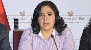 Ministra Jara descartó desaire del Gobierno a la Iglesia Católica por inasistencia a canonización