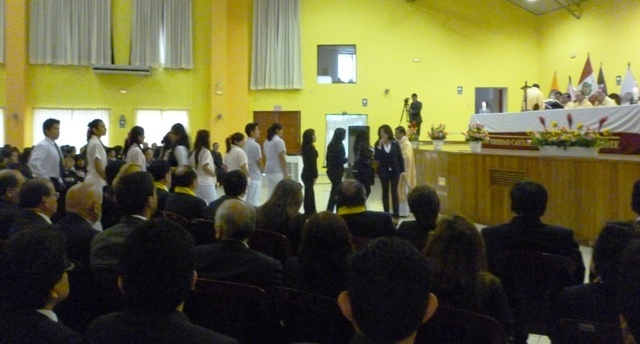 "Ser buenos ciudadanos para ser buenos cristianos", dijo Obispo a universitarios