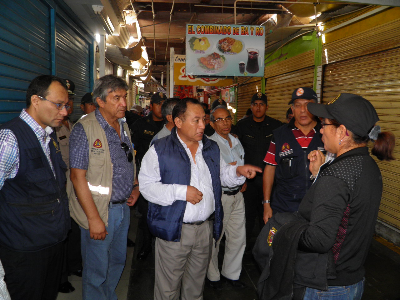 Chimbote: Esta tarde reabrirán el "Modelo" y comerciantes tienen 45 días para subsanar observaciones