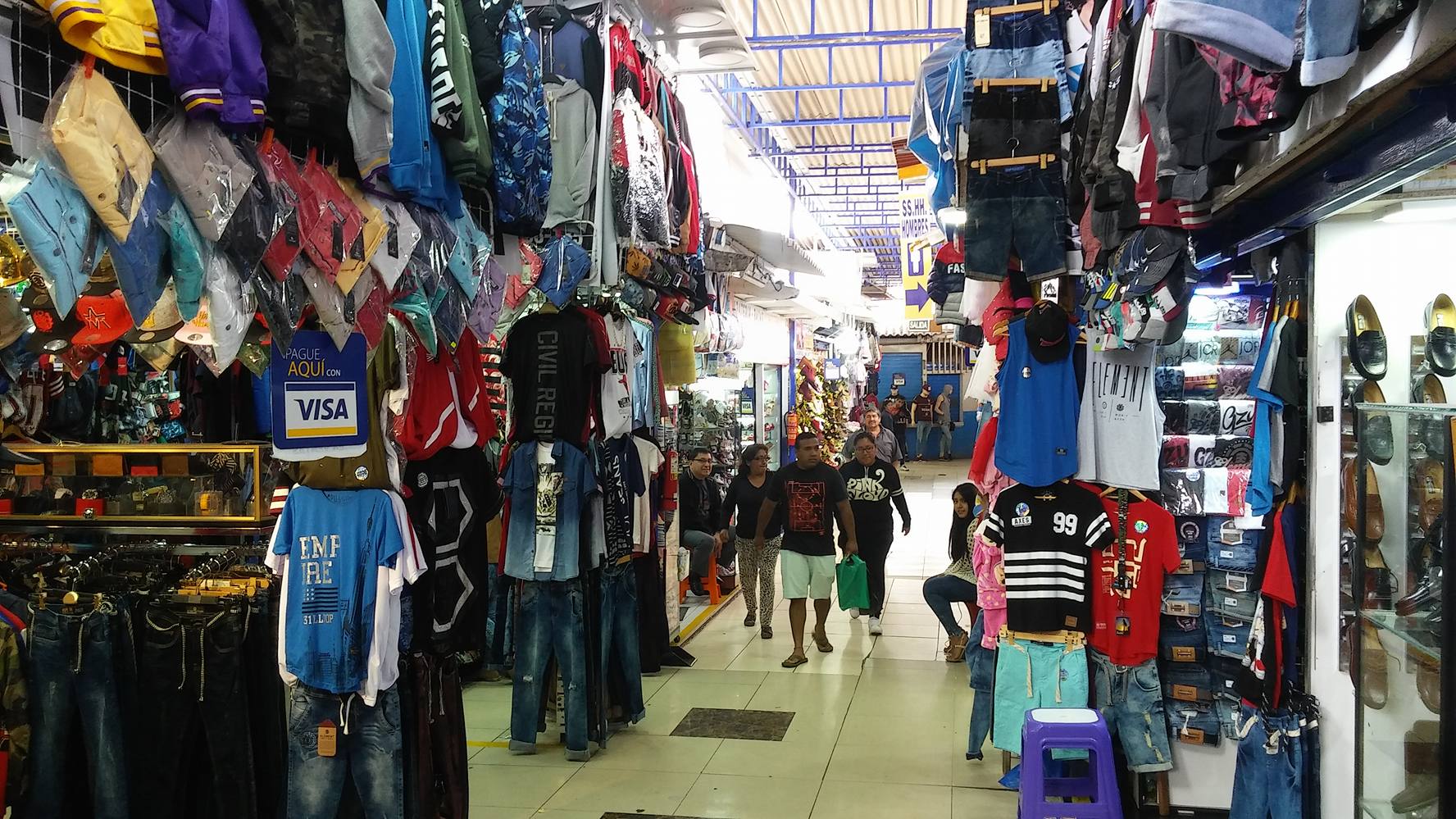 Chimbote: Comerciantes del “Modelo” esperan incremento de ventas por Navidad y Año Nuevo