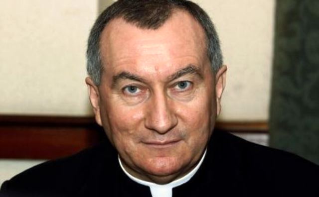 Fin a la era Bertone, el Papa nombró nuevo secretario de Estado (Video)