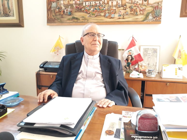 Chimbote: monseñor cuestiona gastos excesivos en cierre de campaña de los candidatos 