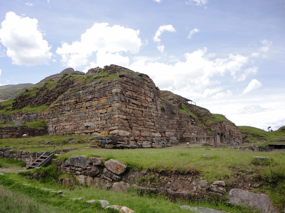 Dirección de Cultura de Ancash descarta daños en monumento arqueológico Chavín