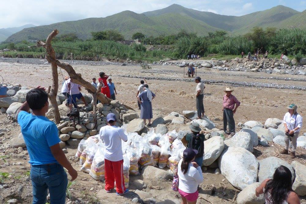 Más de 22 toneladas de alimentos distribuyen Hermanas de San Vicente en Moro