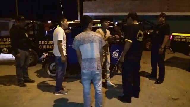Serenazgo de Nuevo Chimbote interviene a irresponsables mototaxistas