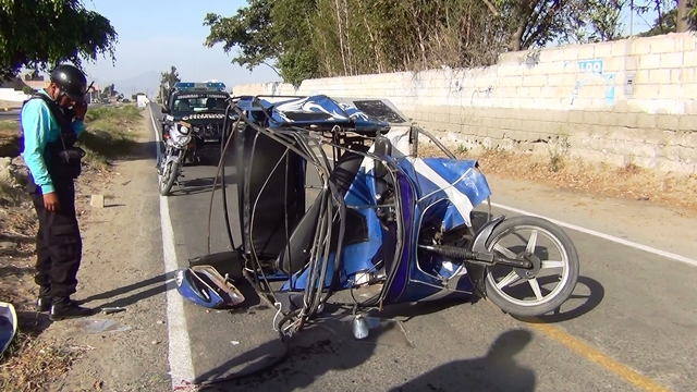 Volcadura de mototaxi deja dos personas heridas en Nuevo Chimbote