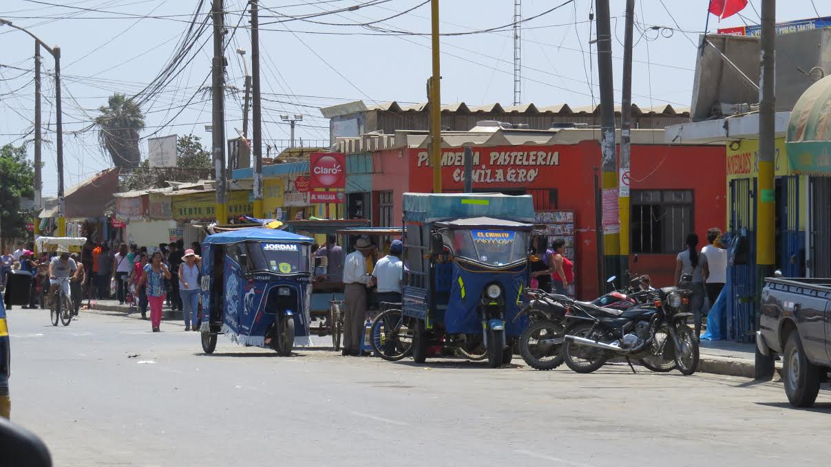 Santa: municipio establece 11 nuevos paraderos de mototaxis