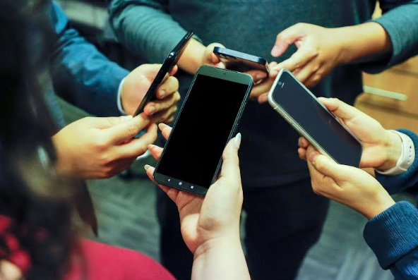 Estado peruano iniciará el proceso de validación de datos de más de 42 millones de líneas telefónicas móviles activas