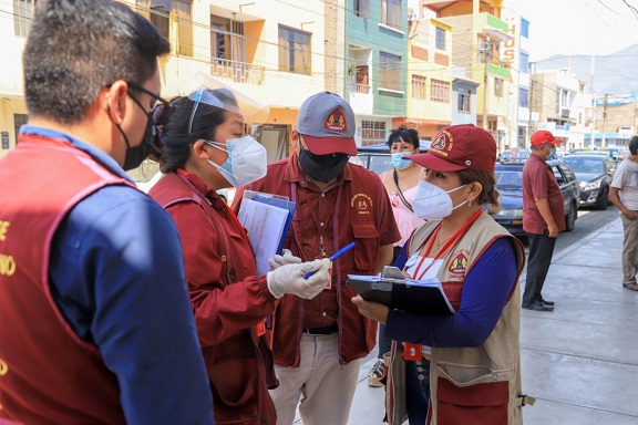 Verifican que se cumpla norma que permite acceso a personas discapacitadas en instituciones públicas y privadas