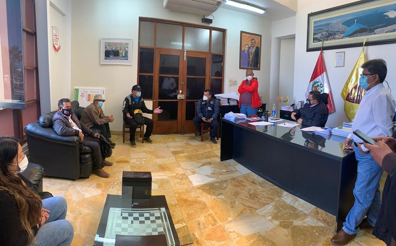 MPS comprará drectamene a microempresarios de "El Ferrocarril" como parte de la reactivación económica