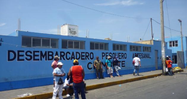 Asaltan a mano armada a comerciantes de pota en Chimbote y le roban más de 15 mil soles