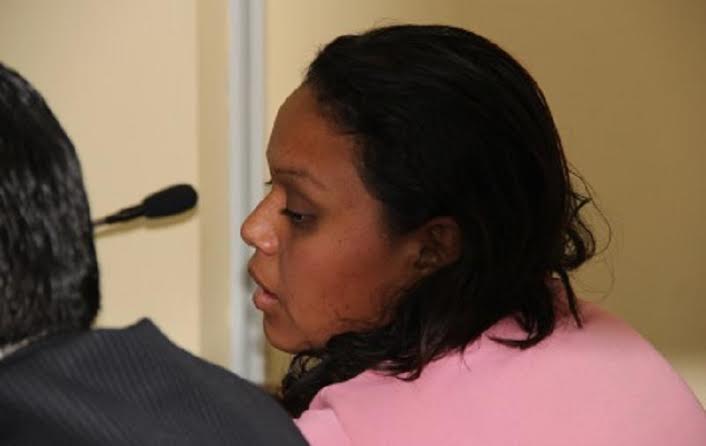 Magistrados confirman condena de 25 años de cárcel a mujer que mató a su hijo