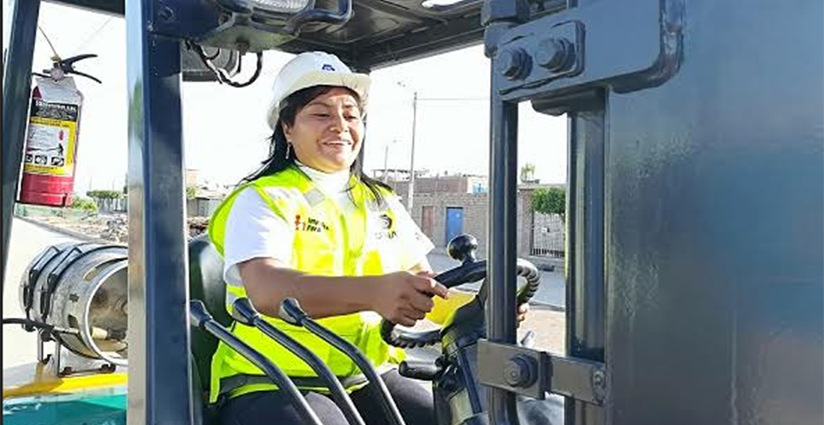 Ministerio de Trabajo capacita a mujeres para operar maquinarias pesadas en Áncash