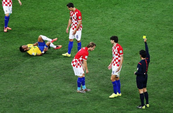  "El árbitro es el mejor jugador brasileño": afirma la prensa croata