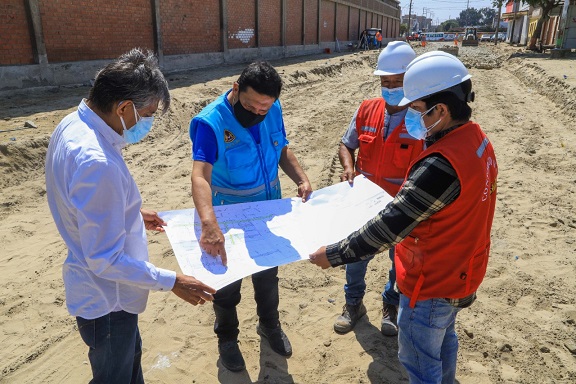 Alcalde supervisó mejoramiento de vías en  Miraflores Alto III etapa