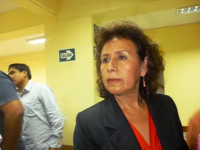 Fiscal Nancy Moreno vuelve a respaldar a Vilcatoma y pide que se investigue sus denuncias