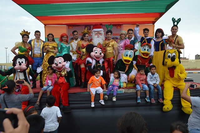 Aprochimbote celebró la Navidad con más de 2 mil niños de la zona costera