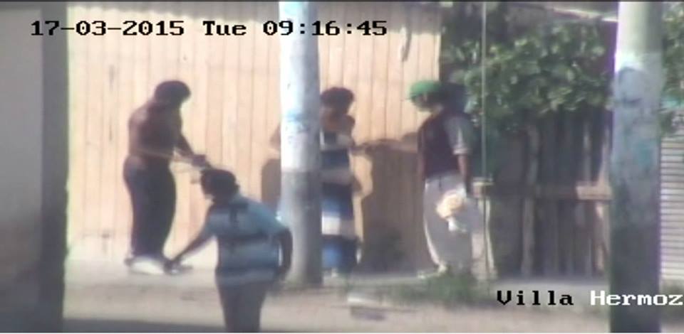 Nuevo Chimbote: Capturan a “Negra Cebolla” vendiendo droga a plena luz del día 