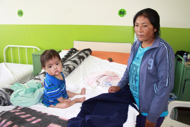 Chimbote: Niño necesita con urgencia ser transferido a Lima por padecer males al corazón