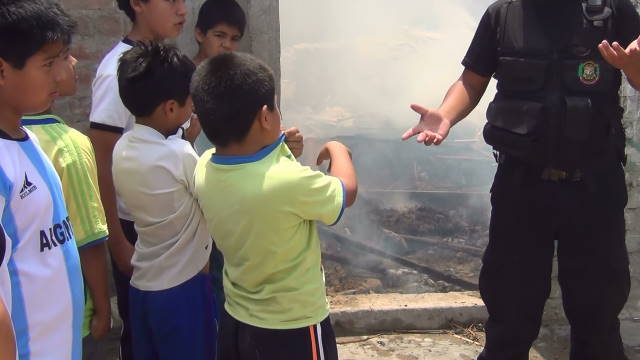  Niños provocan incendio en vivienda abandonada en “Villa del Mar”