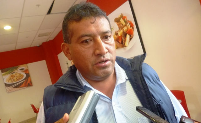  “El consejero Martin Espinal se ha dedicado a la construcción”