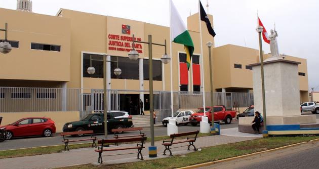 Mujer que golpeó a su hijo de 4 años fue sentenciada a prisión suspendida y le retiran patria potestad en Chimbote