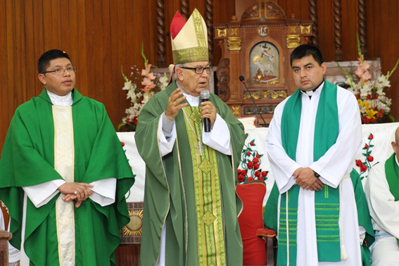  Nueva congregación de religiosos asume parroquia central de Casma