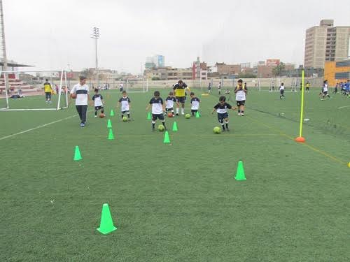 Escuela de Fútbol de Alianza Lima tendrá sede oficial en Nuevo Chimbote