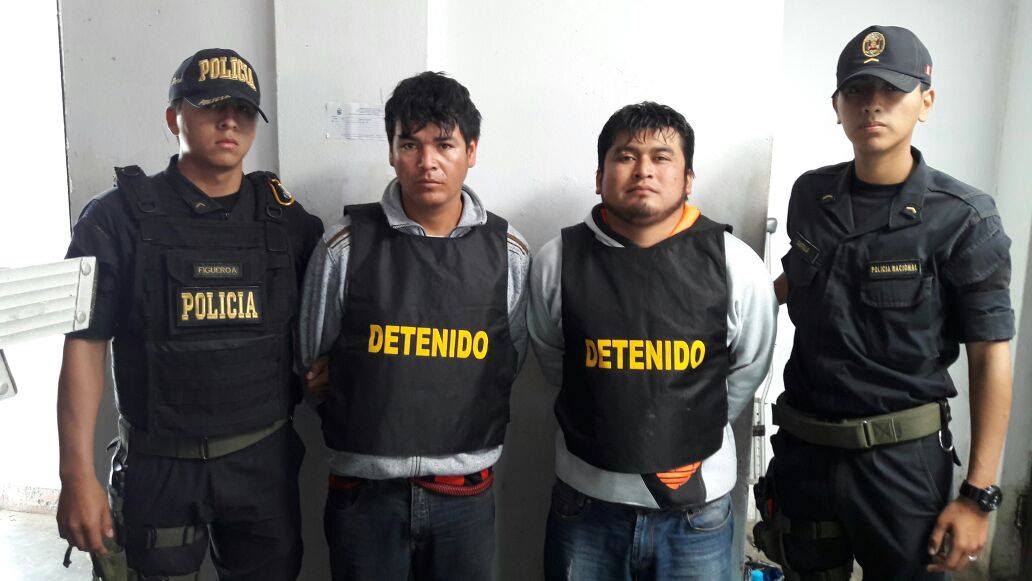 Nuevo Chimbote: capturan a dos sujetos con más de 900 envoltorios de PBC