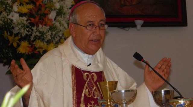 Obispo de Chimbote pide cadena perpetua para asesinos de exconsejero regional