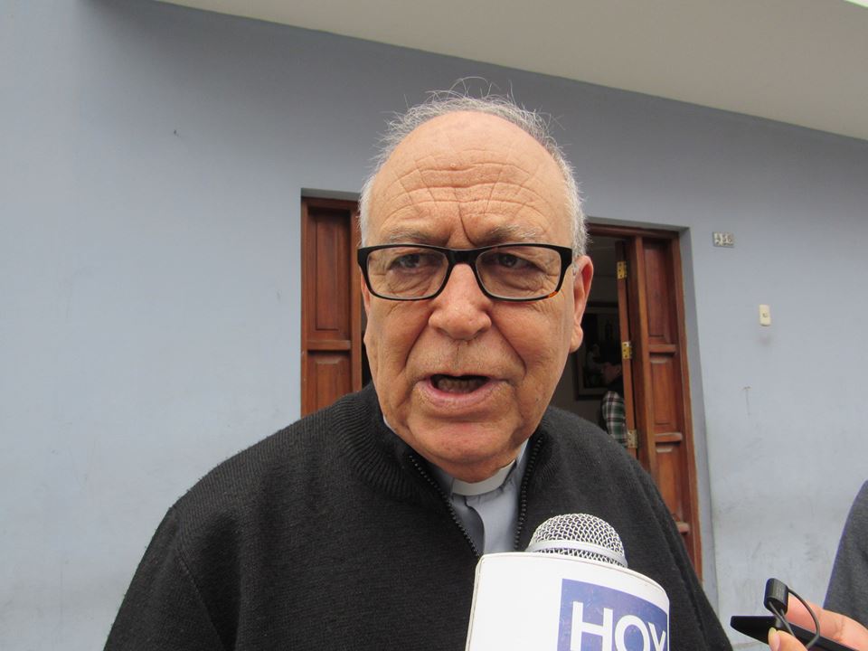 Chimbote: obispo de acuerdo para participar como mediador en compra de terreno de hospital La Caleta