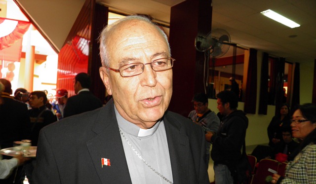 Indignado Obispo dice que sí saldrá a marchar contra el sicariato