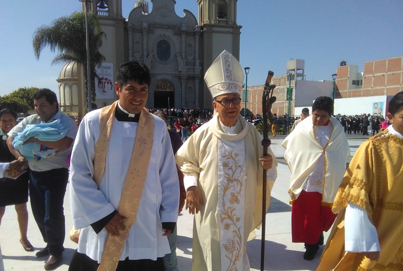 Monseñor Ángel Francisco Simón Piorno celebró 25 años de episcopado