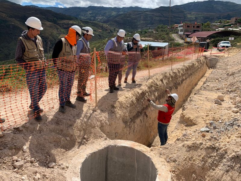 Cinco gobiernos regionales ejecutaron menos del 50 % de su presupuesto destinado a inversiones públicas